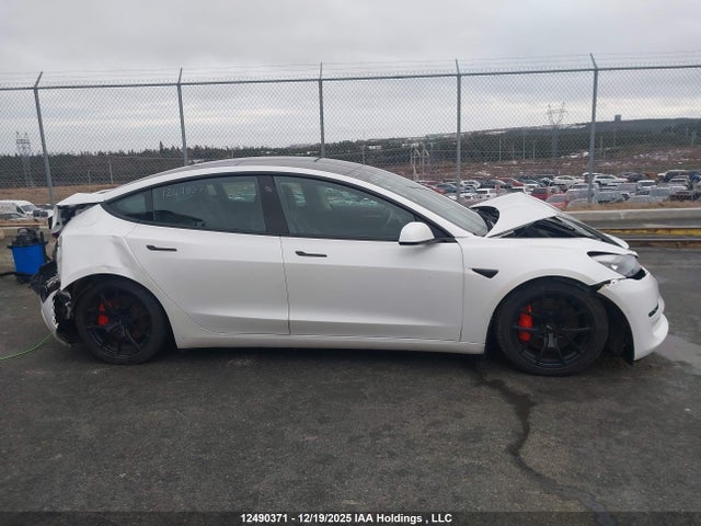 5YJ3E1EC7NF109720 Tesla MODEL 3
