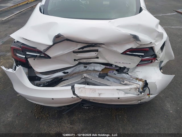 5YJ3E1EC7NF109720 Tesla MODEL 3