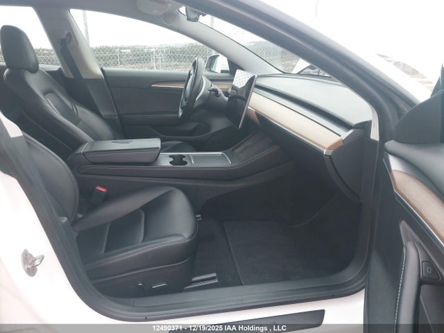 5YJ3E1EC7NF109720 Tesla MODEL 3