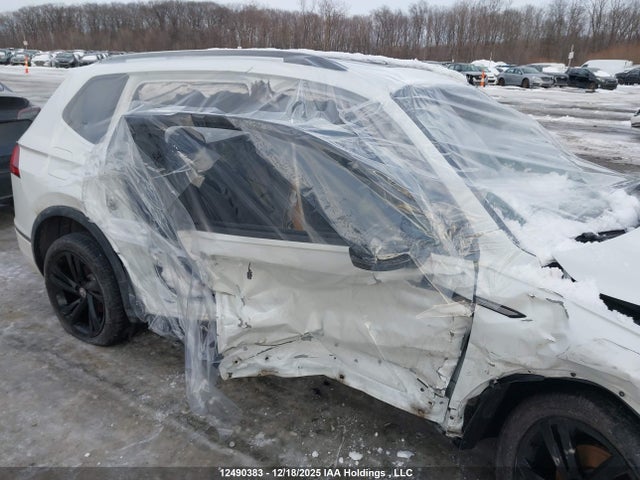 Volkswagen Tiguan 2024 3VV8B7AX7RM009808 Image 22