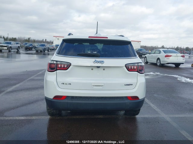 12490385 :رقم المزاد ، 3C4NJDBN6PT553753 vin ، 2023 Jeep Compass Latitude مزاد بيع