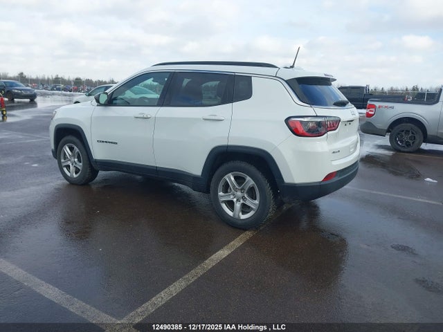 12490385 :رقم المزاد ، 3C4NJDBN6PT553753 vin ، 2023 Jeep Compass Latitude مزاد بيع