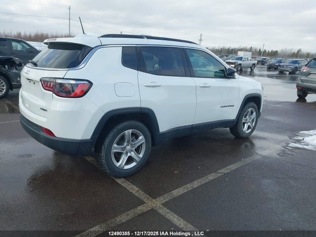 12490385 :رقم المزاد ، 3C4NJDBN6PT553753 vin ، 2023 Jeep Compass Latitude مزاد بيع