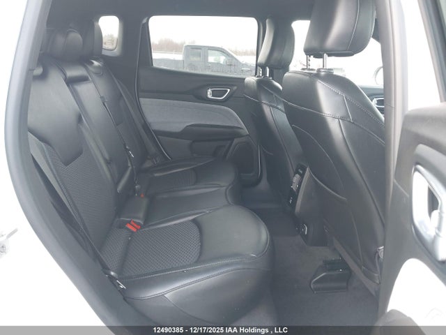 12490385 :رقم المزاد ، 3C4NJDBN6PT553753 vin ، 2023 Jeep Compass Latitude مزاد بيع