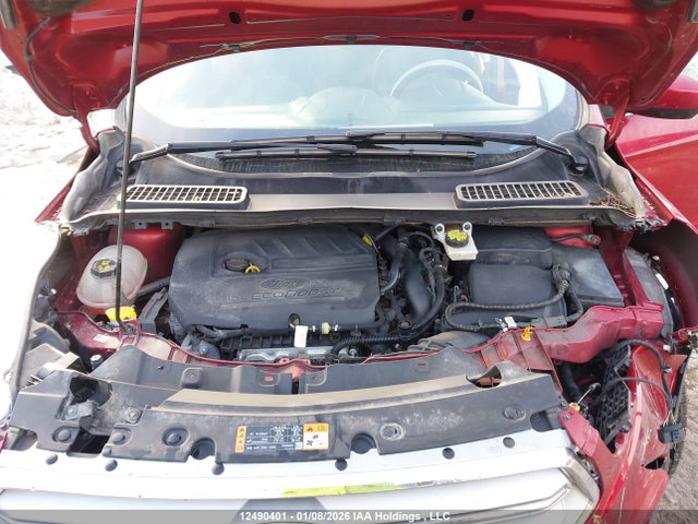 1FMCU0GDXJUD52860 Ford ESCAPE SE