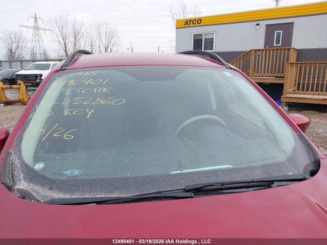 1FMCU0GDXJUD52860 Ford ESCAPE SE