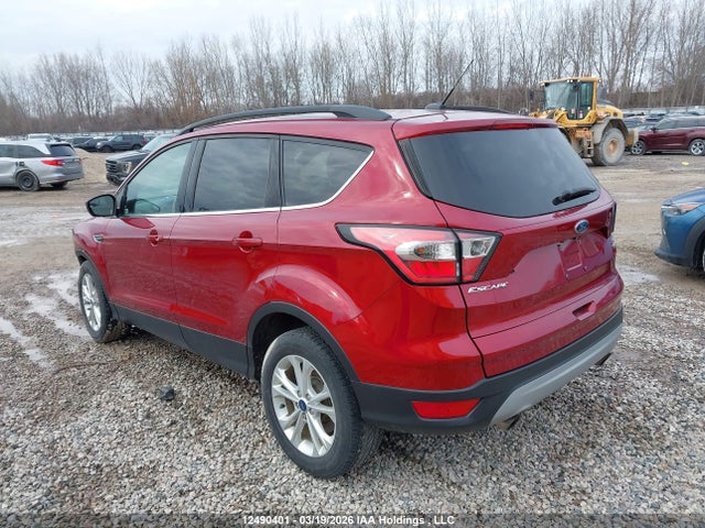 1FMCU0GDXJUD52860 Ford ESCAPE SE