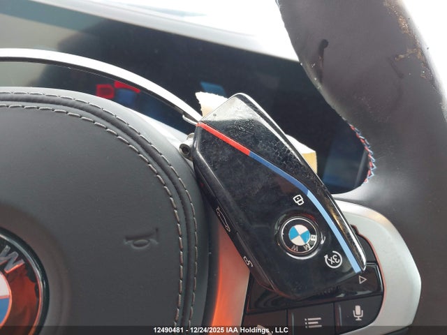 5UX33EU0XS9Y35810 BMW X5 M60i