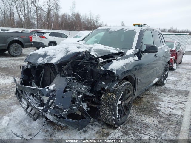 5UX33EU0XS9Y35810 BMW X5 M60i
