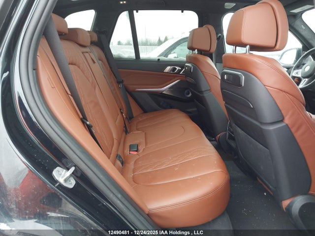 5UX33EU0XS9Y35810 BMW X5 M60i