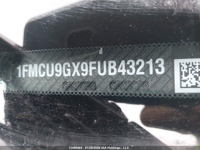1FMCU9GX9FUB43213 Ford ESCAPE SE