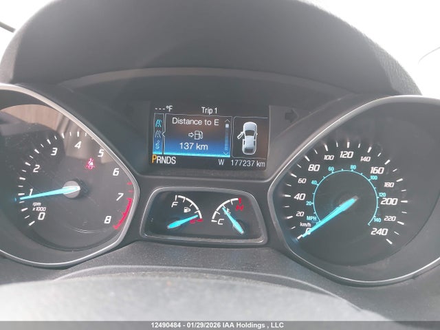 1FMCU9GX9FUB43213 Ford ESCAPE SE