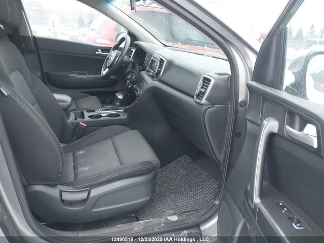 12490518 :رقم المزاد ، KNDPM3AC6H7249077 vin ، 2017 Kia Sportage مزاد بيع