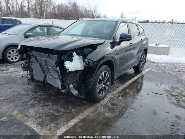 2025 Toyota Highlander Hybrid Xle მანქანა იყიდება აუქციონზე, vin: 5TDKBRCH6SS657281, აუქციონის ნომერი: 12490582
