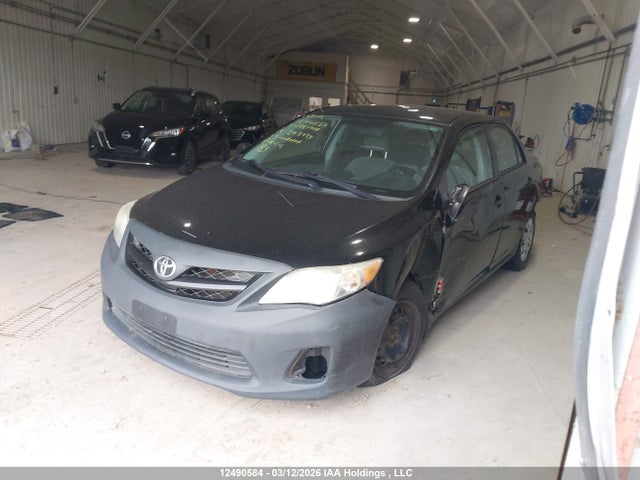 12490584 :رقم المزاد ، 2T1BU4EE0DC981709 vin ، 2013 Toyota Corolla S/le مزاد بيع