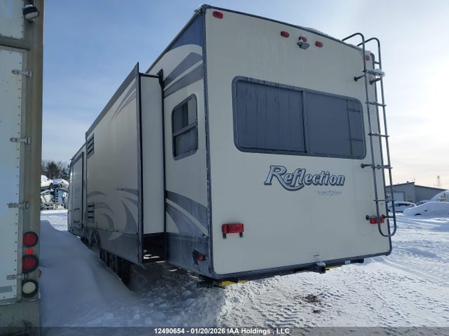 Grand Design Recreational 2018 573TR3826J3317090 Image 3