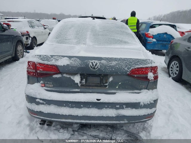 Продажа на аукционе авто 2017 Volkswagen Jetta, vin: 3VW2B7AJ9HM371599, номер лота: 12490681