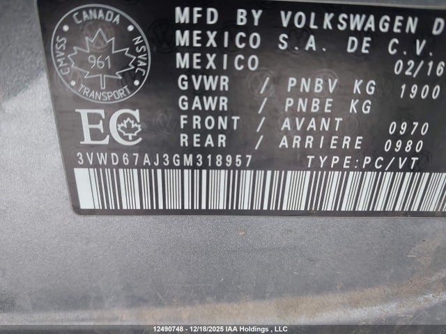 3VWD67AJ3GM318957 Volkswagen JETTA SE