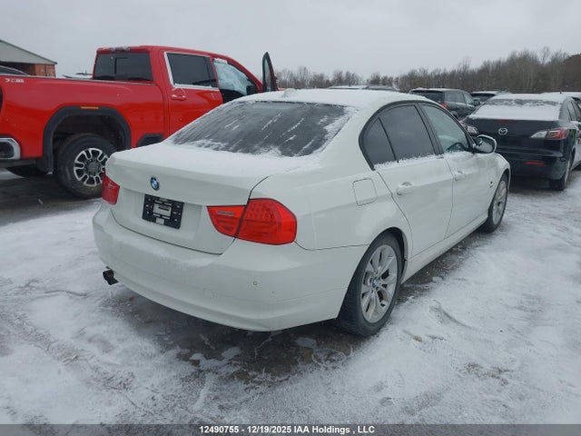 2011 Bmw 328 Xi მანქანა იყიდება აუქციონზე, vin: WBAPK7G53BNN71276, აუქციონის ნომერი: 12490755