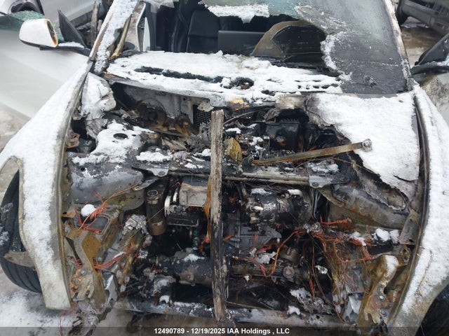 5YJ3E1EB6NF117136 Tesla MODEL 3