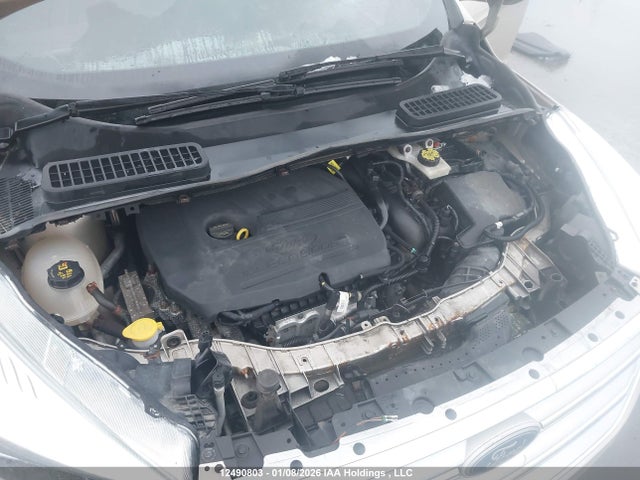 1FMCU0GD8JUA13045 Ford ESCAPE SE