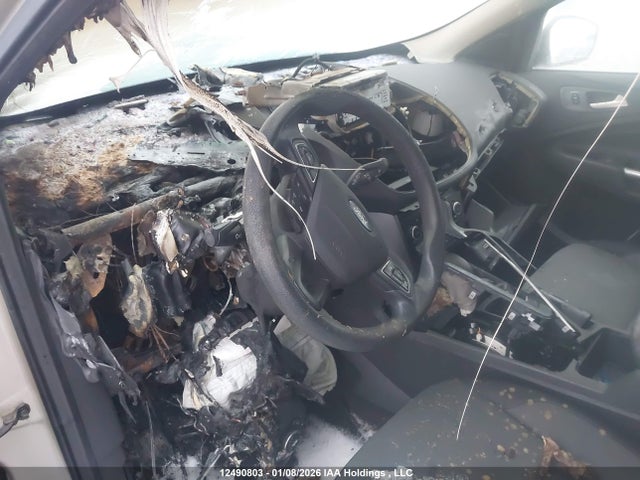 1FMCU0GD8JUA13045 Ford ESCAPE SE
