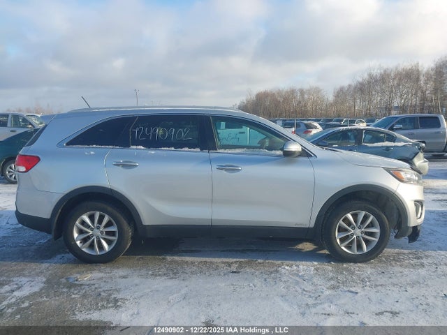 5XYPGDA37HG235978 KIA Sorento 2.4l Lx