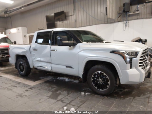 5TFVC5DB9NX012412 Toyota Tundra Hybrid Capstone