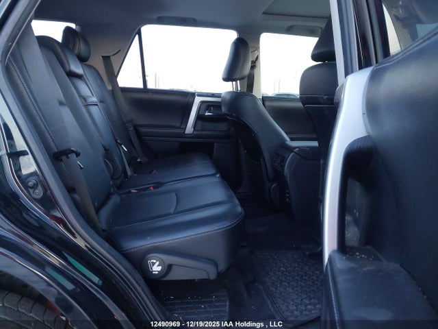 12490969 :رقم المزاد ، JTEBU5JR7F5264511 vin ، 2015 Toyota 4runner Sr5 V6 مزاد بيع