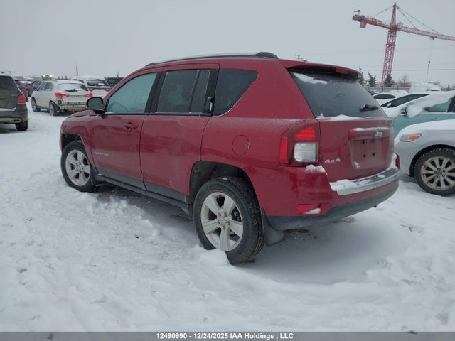 12490990 :رقم المزاد ، 1C4NJDAB3HD124908 vin ، 2017 Jeep Compass Sport/north مزاد بيع