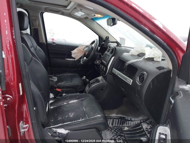 12490990 :رقم المزاد ، 1C4NJDAB3HD124908 vin ، 2017 Jeep Compass Sport/north مزاد بيع