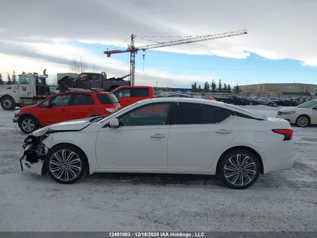 1N4BL4FW9PN418143 Nissan Altima Platinum
