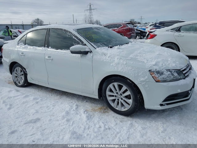 3VWB67AJ3HM338182 Volkswagen Jetta Wolfsburg Edition
