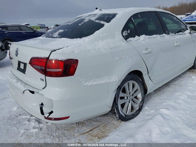 3VWB67AJ3HM338182 Volkswagen Jetta Wolfsburg Edition