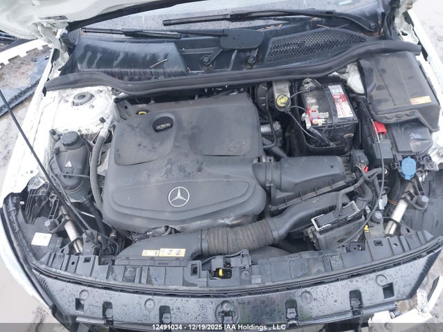 WDCTG4GB5FJ095806 Mercedes-Benz Gla 250 4matic