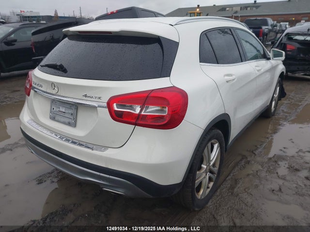 WDCTG4GB5FJ095806 Mercedes-Benz Gla 250 4matic