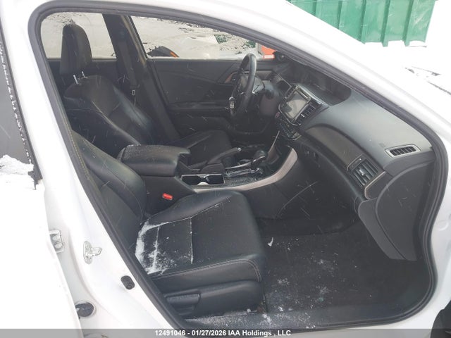 1HGCR2F53HA811722 Honda Accord