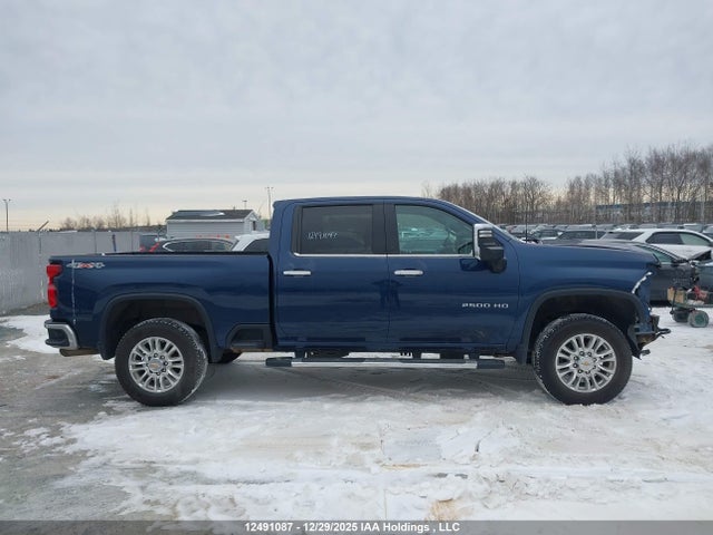 2GC4YPE75N1215006 Chevrolet Silverado K2500 Heavy Duty Ltz