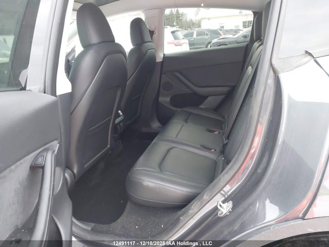Продажа на аукционе авто 2023 Tesla Model Y Long Range, vin: LRWYGDEE1PC081395, номер лота: 12491117