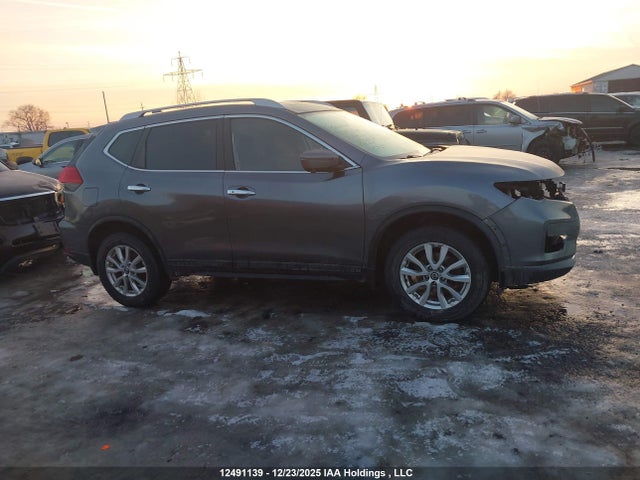 5N1AT2MV1HC840436 Nissan Rogue S/sl Platinum/sv