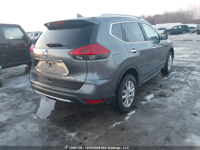 5N1AT2MV1HC840436 Nissan Rogue S/sl Platinum/sv
