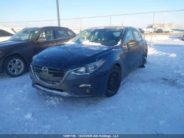 3MZBM1L78FM212336 Mazda 3 TOURING
