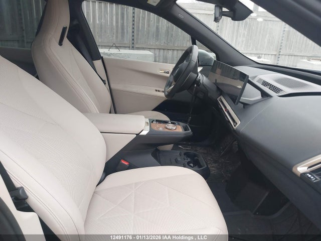 BMW Ix Xdrive40 2024 WB513CF08RCN01875 Image 5