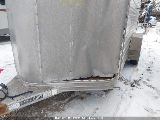 4FGA21626GC142868 Featherlite Mfg Inc Featherlite Mfg Inc