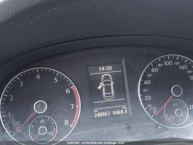 1VWBS7A37FC003406 Volkswagen PASSAT SE