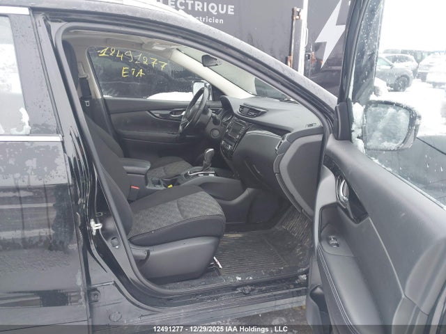 JN1BJ1CW6LW384771 Nissan QASHQAI