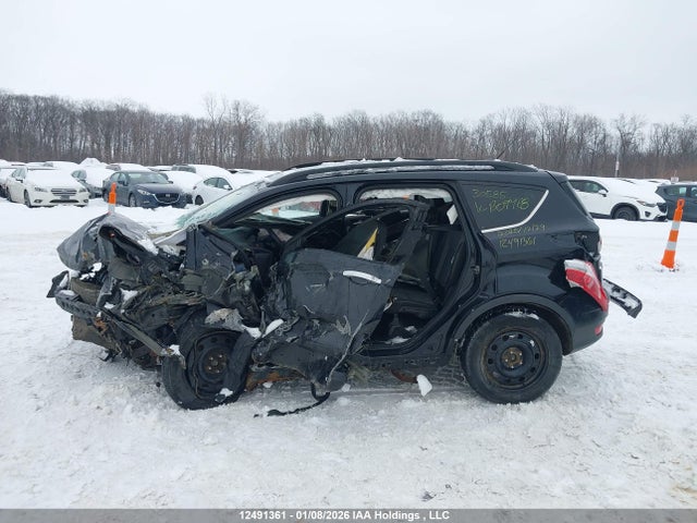 1FMCU9G90GUB09468 Ford ESCAPE SE