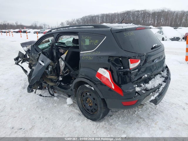 1FMCU9G90GUB09468 Ford ESCAPE SE