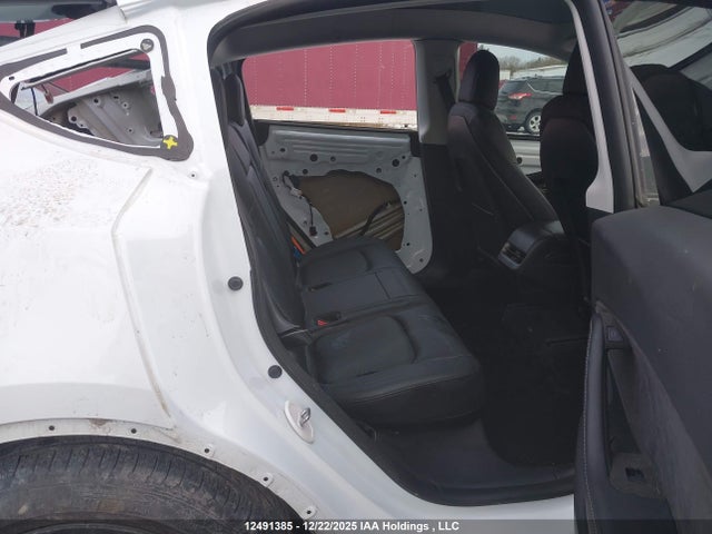 7SAYGDEF4NF319108 Tesla Model Y Performance