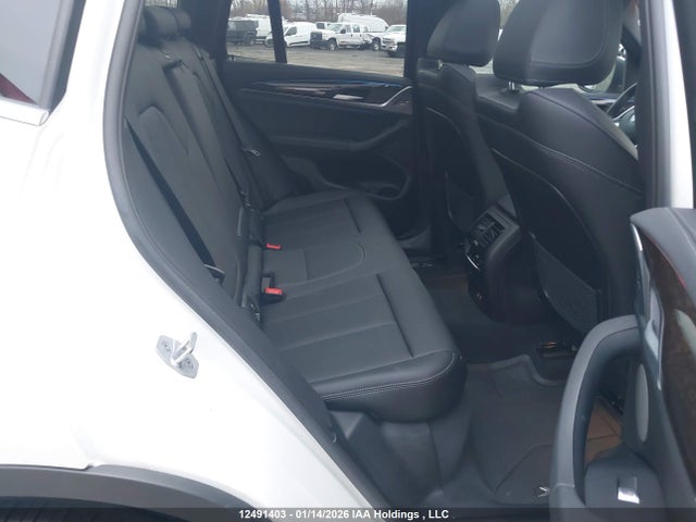 5UX63DP08R9V01644 BMW X3 Xdrive30e